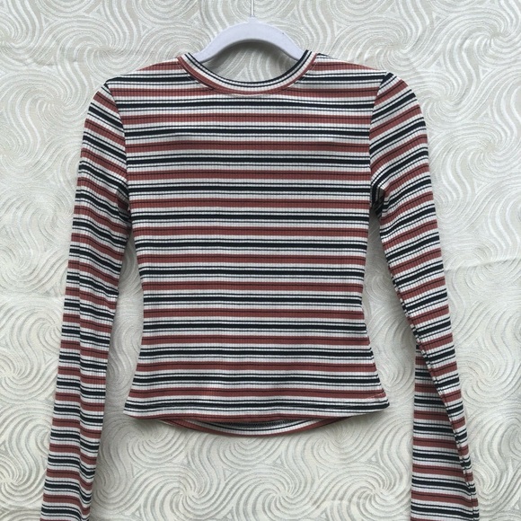 Striped Longsleeve Crew Neck Shirt - Picture 1 of 6